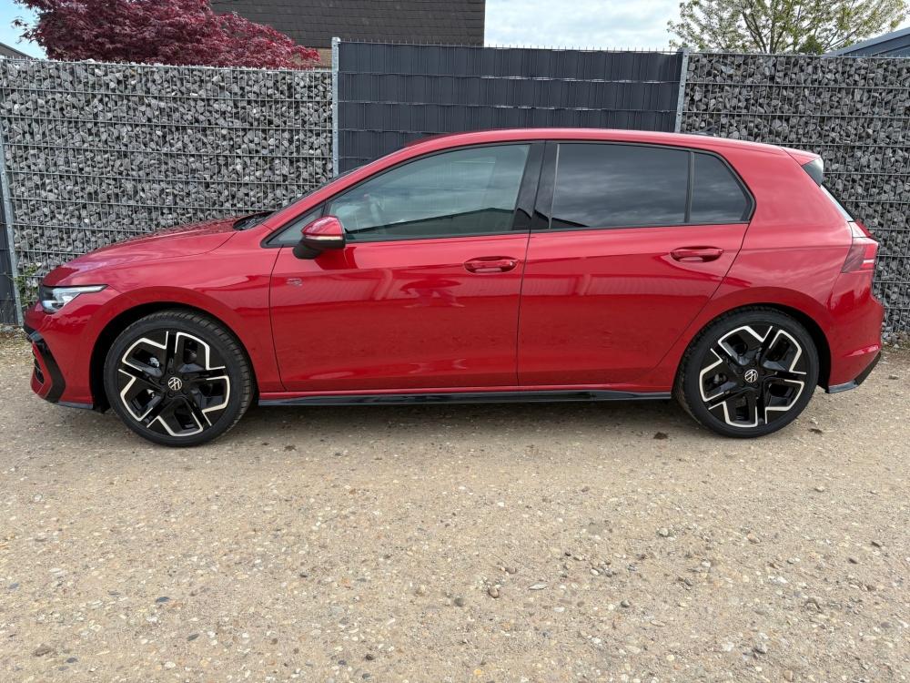 Volkswagen Golf 1.5 TSI R-Line Limited 18" sans clé