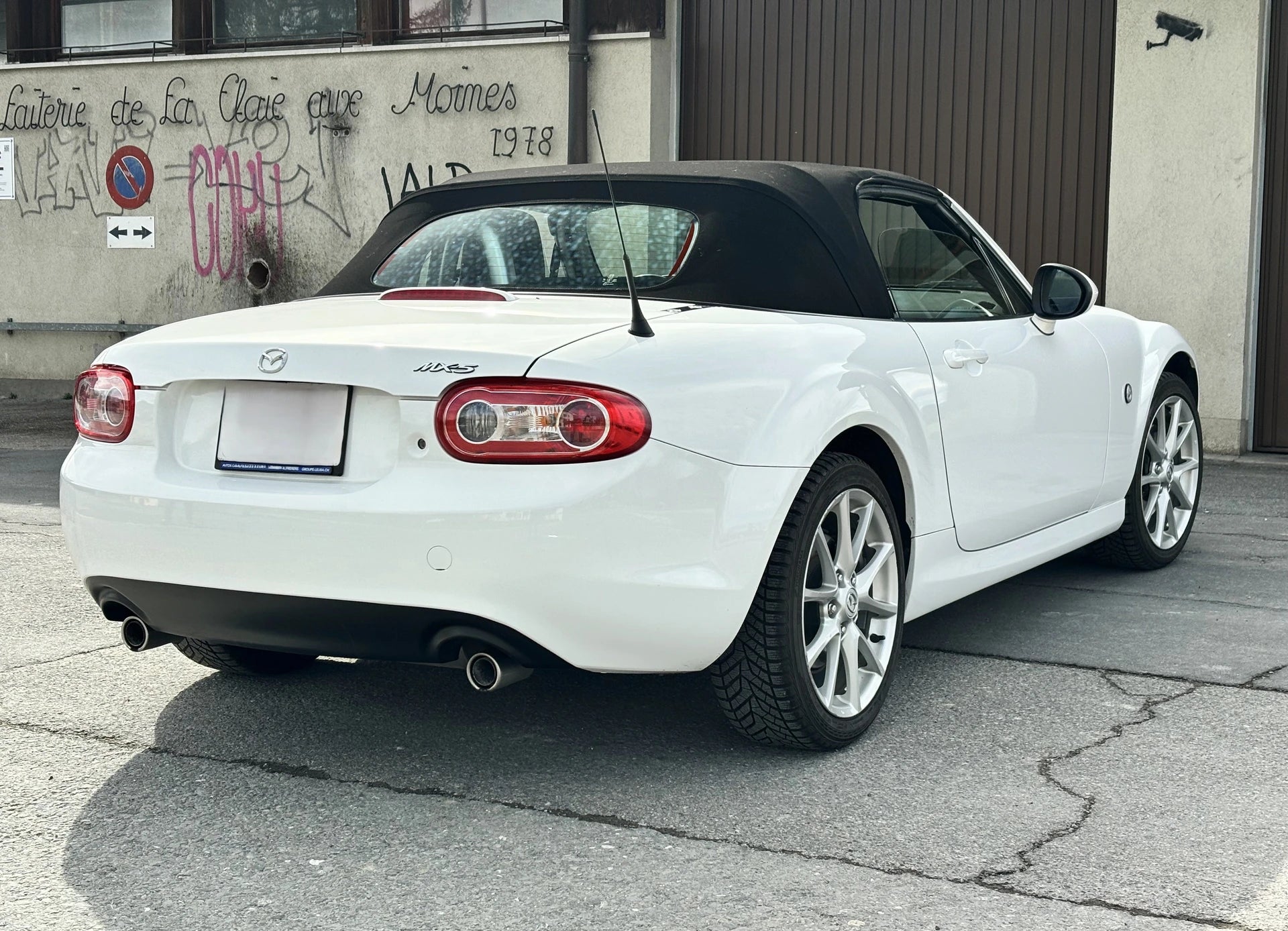 MAZDA MX-5 Roadster-Coupé 2.0i 16V Sport