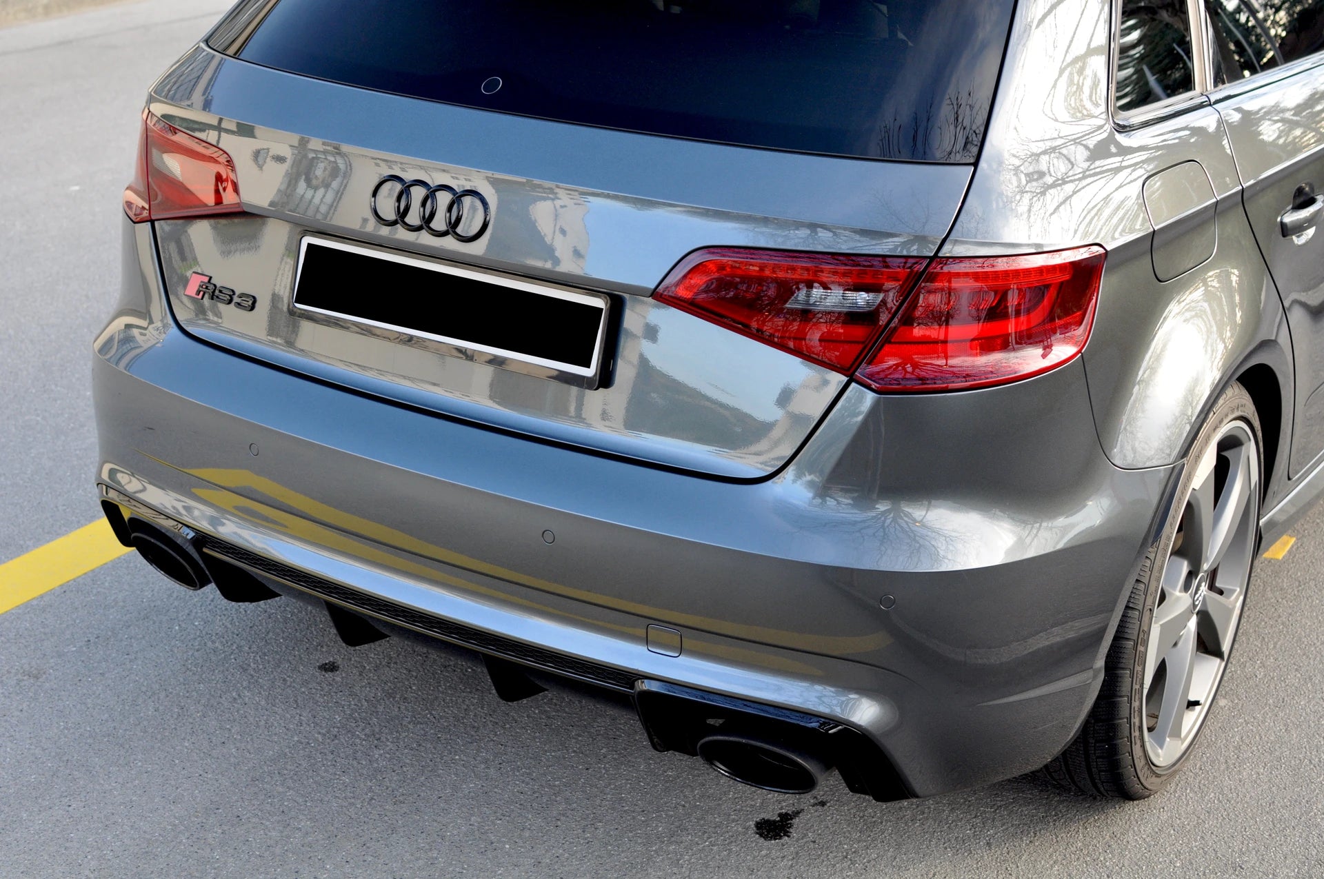 AUDI RS3 2.5 TSI quattro S-tronic