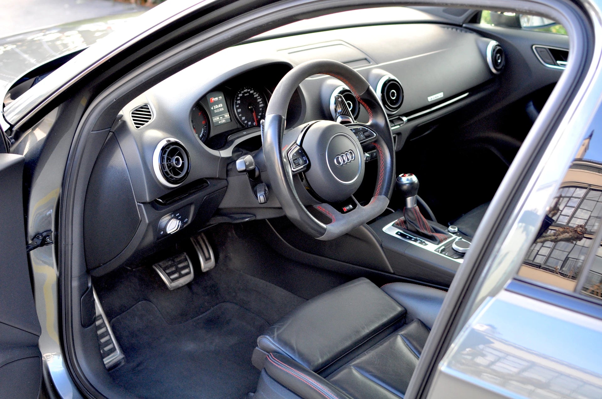 AUDI RS3 2.5 TSI quattro S-tronic
