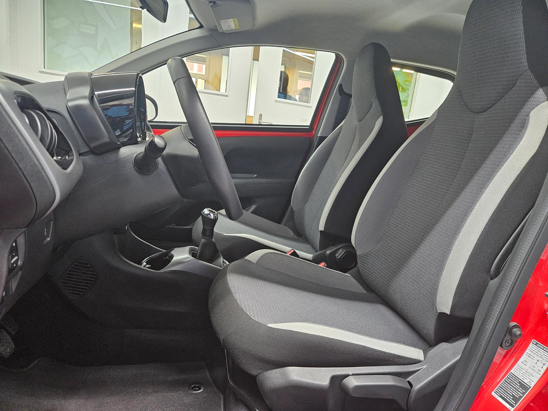 TOYOTA Aygo 1.0 VVT-i x-play