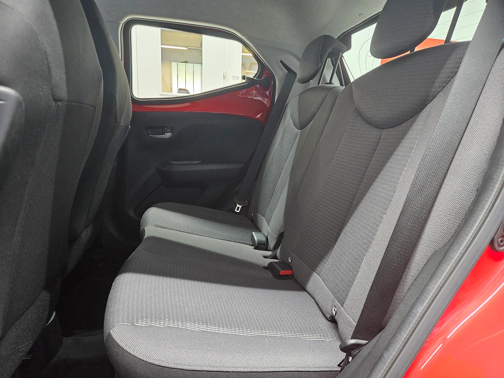TOYOTA Aygo 1.0 VVT-i x-play