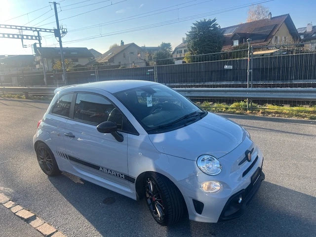 FIAT 695 1.4 16V Turbo Abarth 695 Turismo Dualologic