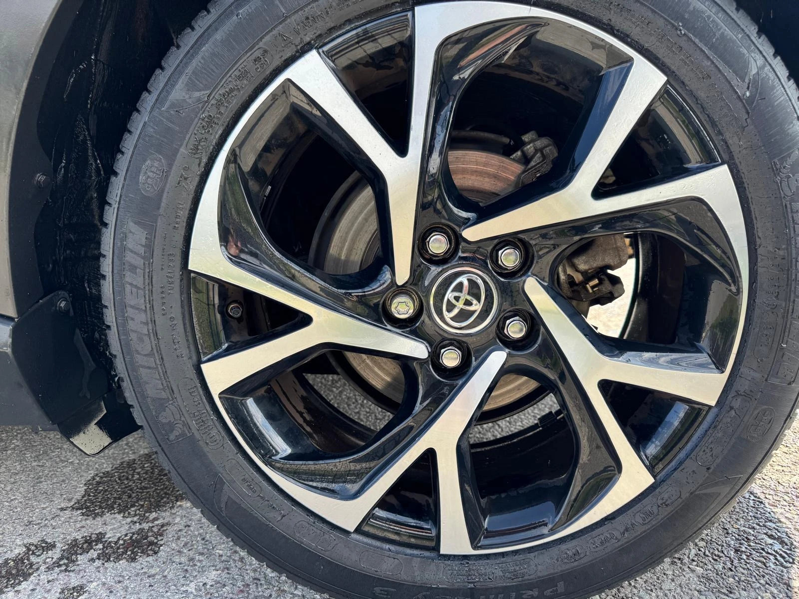 TOYOTA C-HR 1.8 HSD Premium CVT