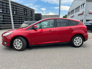 FORD Focus 1.0 SCTi Titane