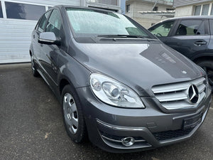 MERCEDES-BENZ B 180 Sélection Autotronic
