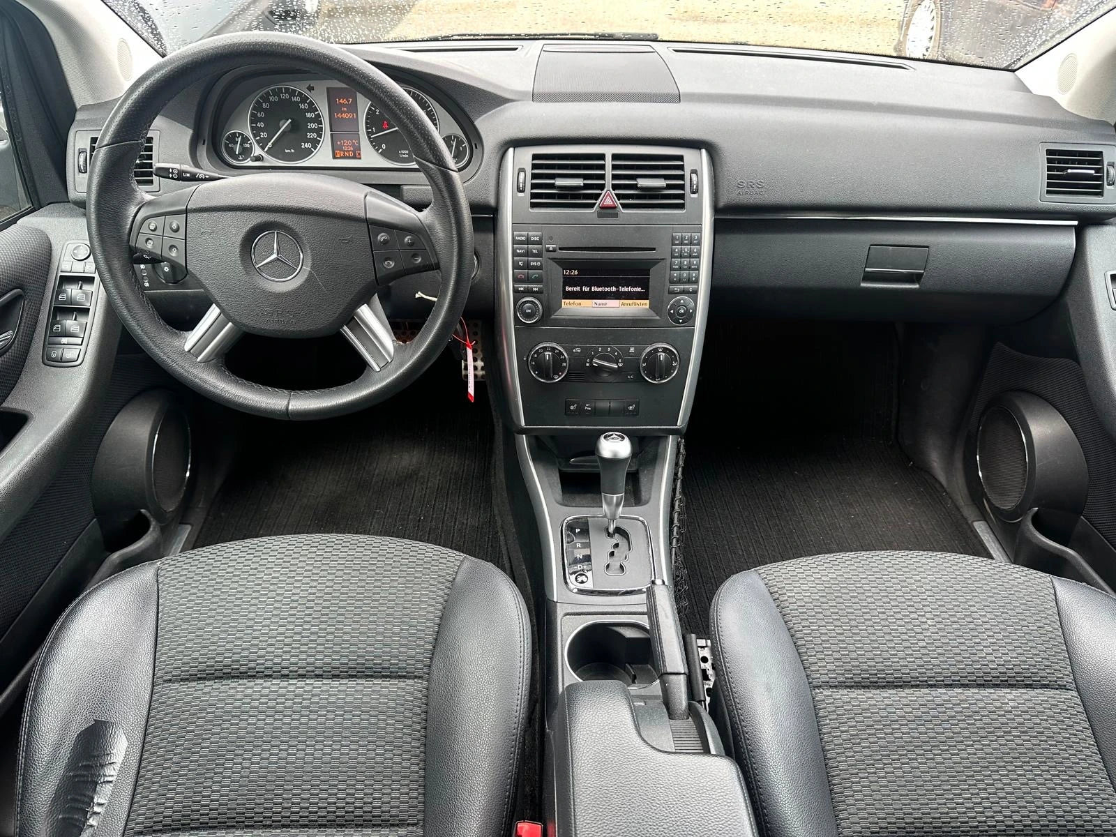 MERCEDES-BENZ B 180 Sélection Autotronic